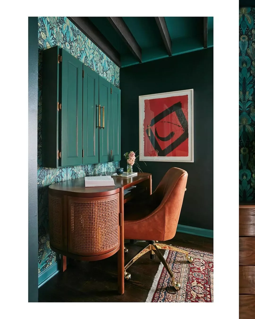 40 Stunning Ceiling Design Ideas to Transform Any Room 9 Green and Black Combo