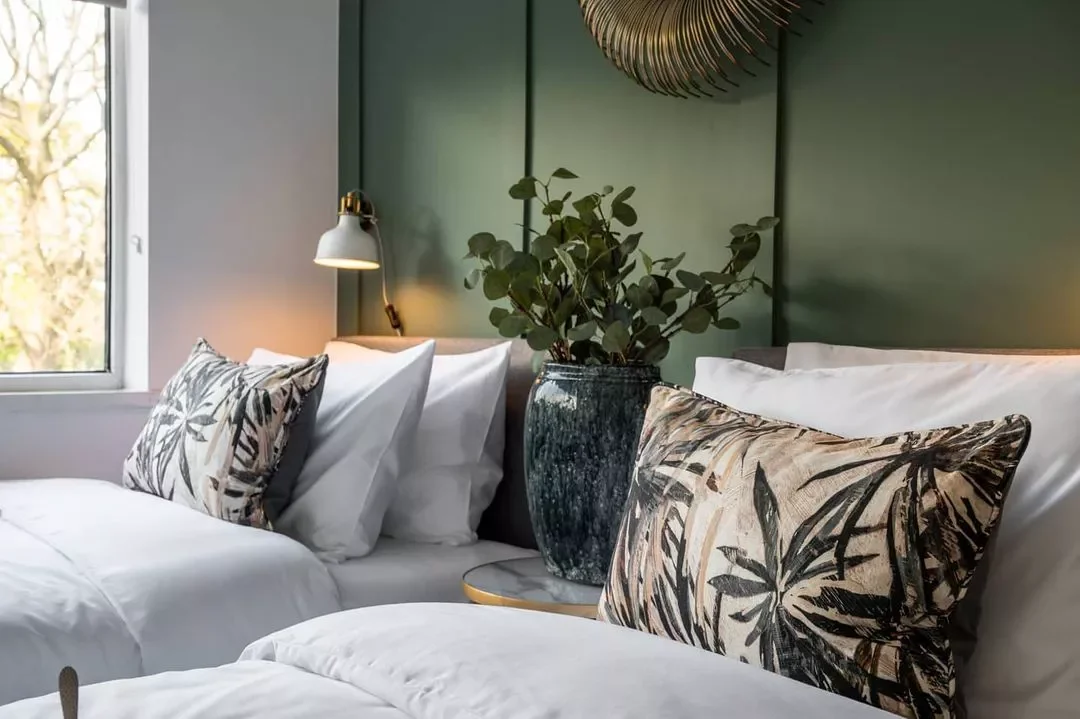 35 Stunning Green Bedroom Ideas That Will Transform Your Space 34 Green and Greenery