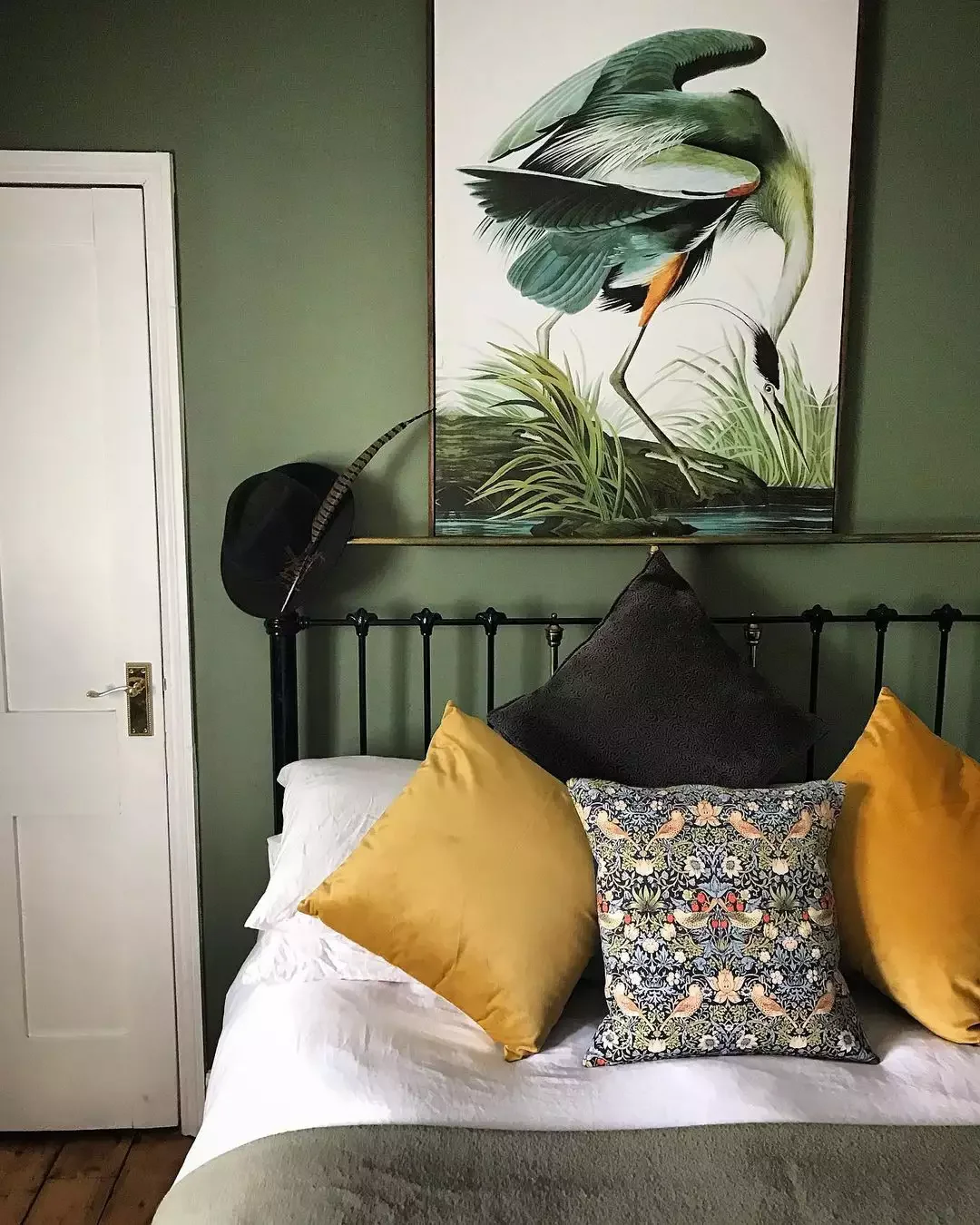 35 Stunning Green Bedroom Ideas That Will Transform Your Space 29 Green and Marigold