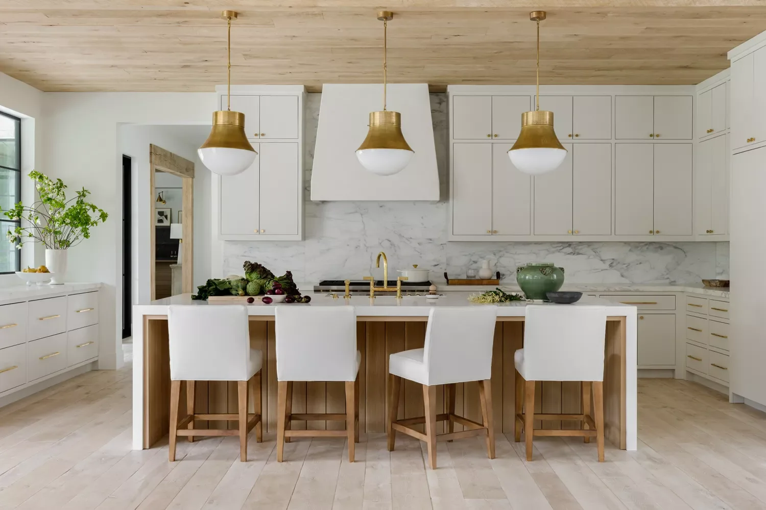32 Modern Farmhouse Kitchen Ideas That'll Transform Your Cooking Space Greenery in Modern Farmhouse Kitchen