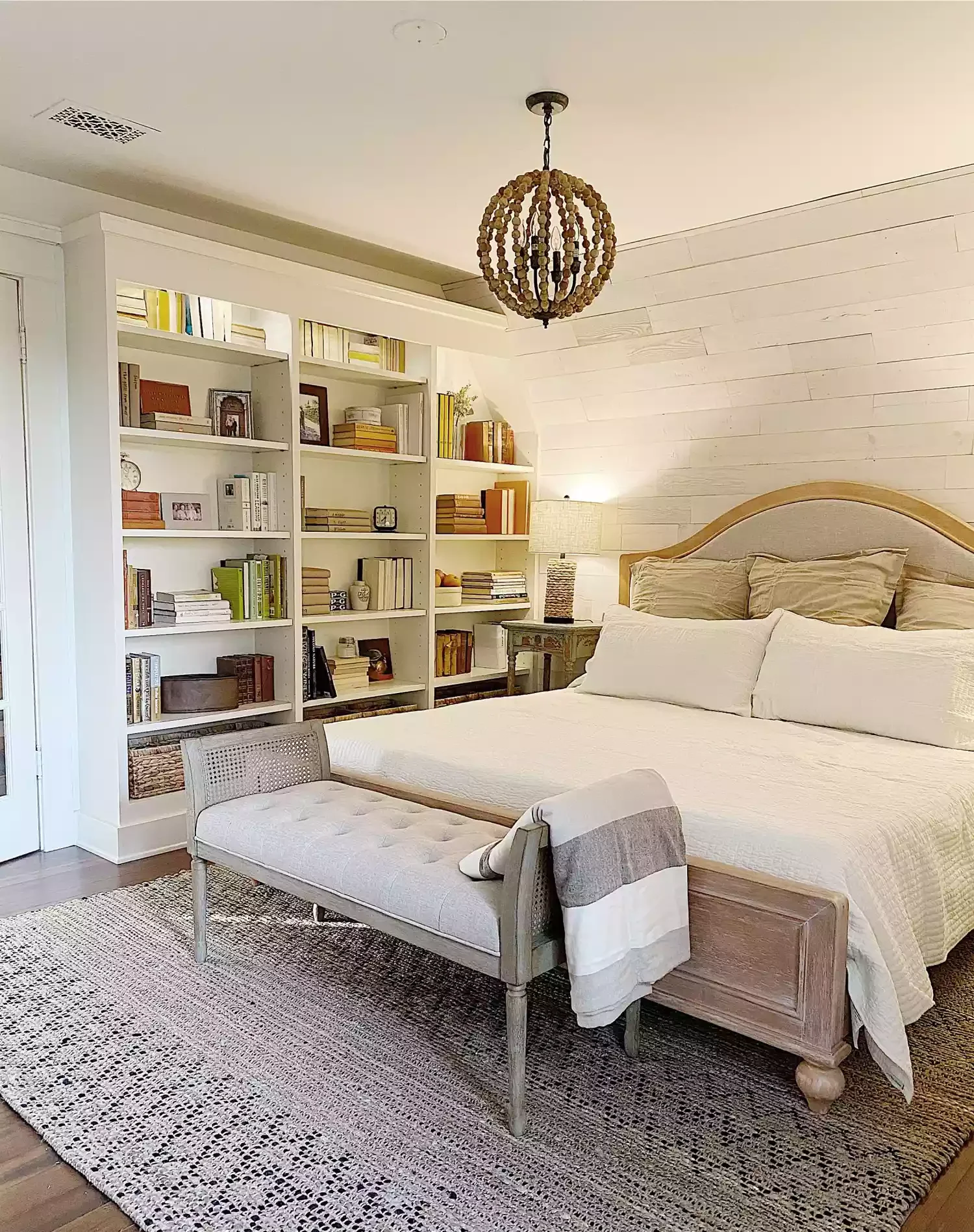 44 Inspiring Home Library Ideas to Create Your Perfect Reading Sanctuary 13 Guest Bedroom Library