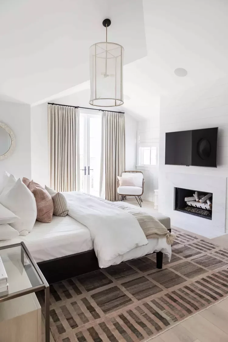 47 Stunning Shiplap Fireplace Designs That Transform Any Room From Traditional to Contemporary 8 Guest Room Fireplace