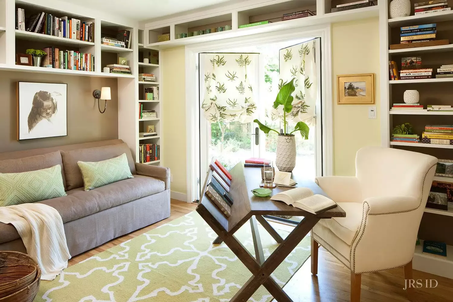 44 Inspiring Home Library Ideas to Create Your Perfect Reading Sanctuary 31 Guesthouse Library