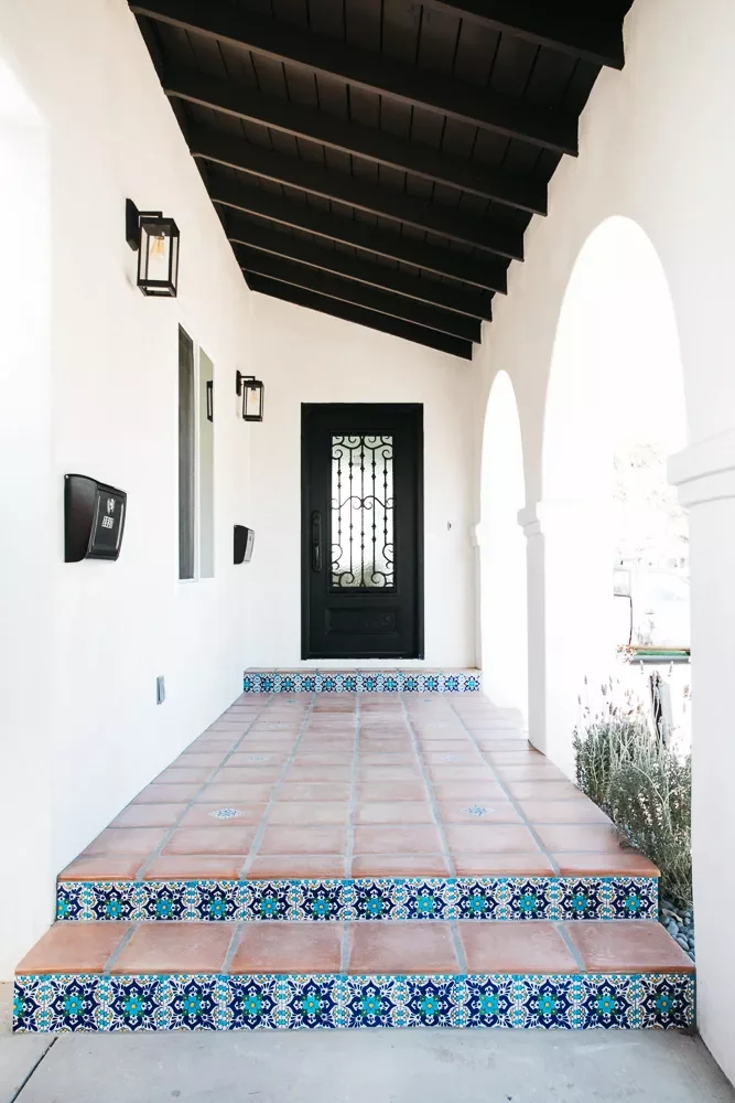 27 Stunning Porch Ceiling Designs That Will Transform Your Outdoor Space 7 Half-Vaulted Post-and-Beam