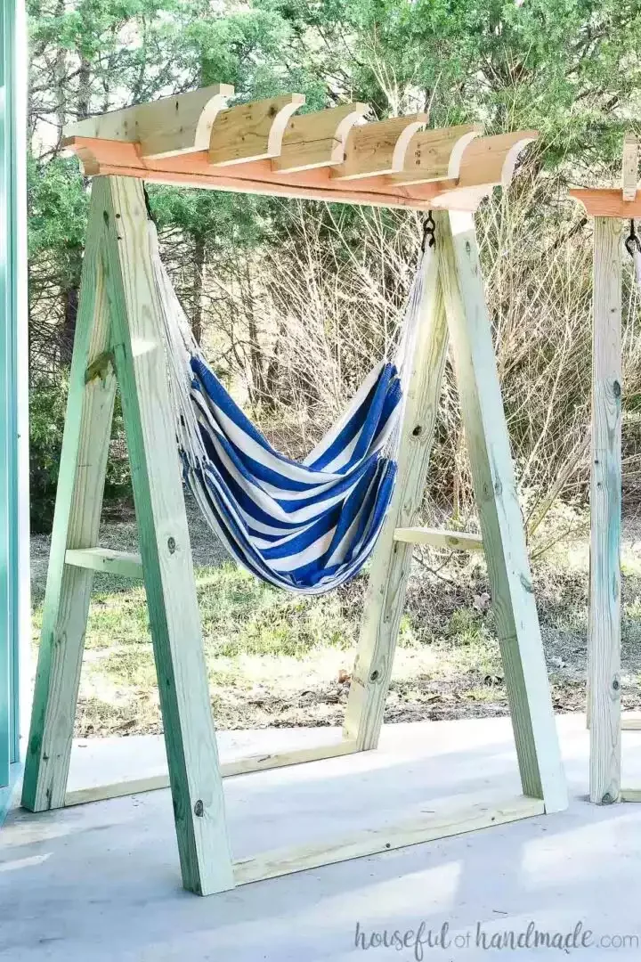26 Creative DIY Backyard Shade Solutions on a Budget 7 Hammock Chair With Pergola Top