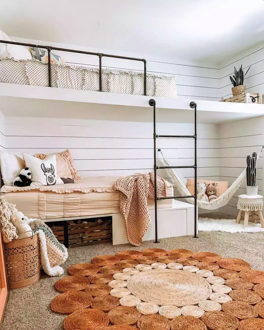 25 Creative Loft Bed Ideas That Transform Your Child's Bedroom 26 Hammock Corner