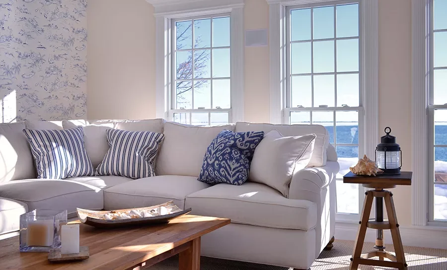 32 Coastal Living Room Ideas That Bring Ocean Vibes Home 6 Hamptons Waterfront