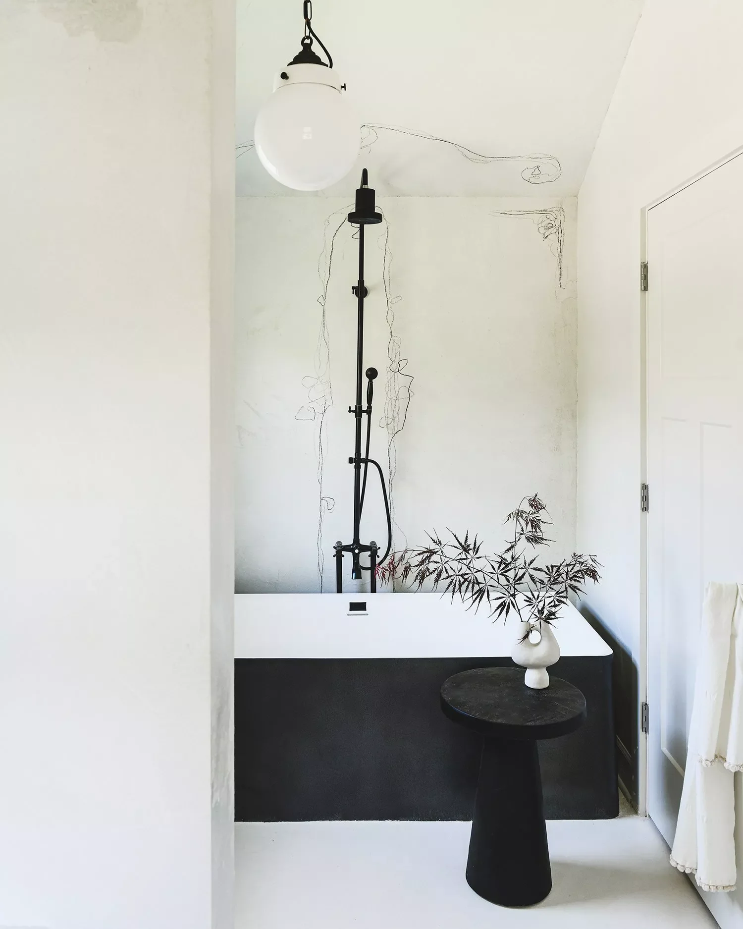 44 Bathroom Accent Wall Ideas That Completely Transform Hand-Drawn Accent Wall