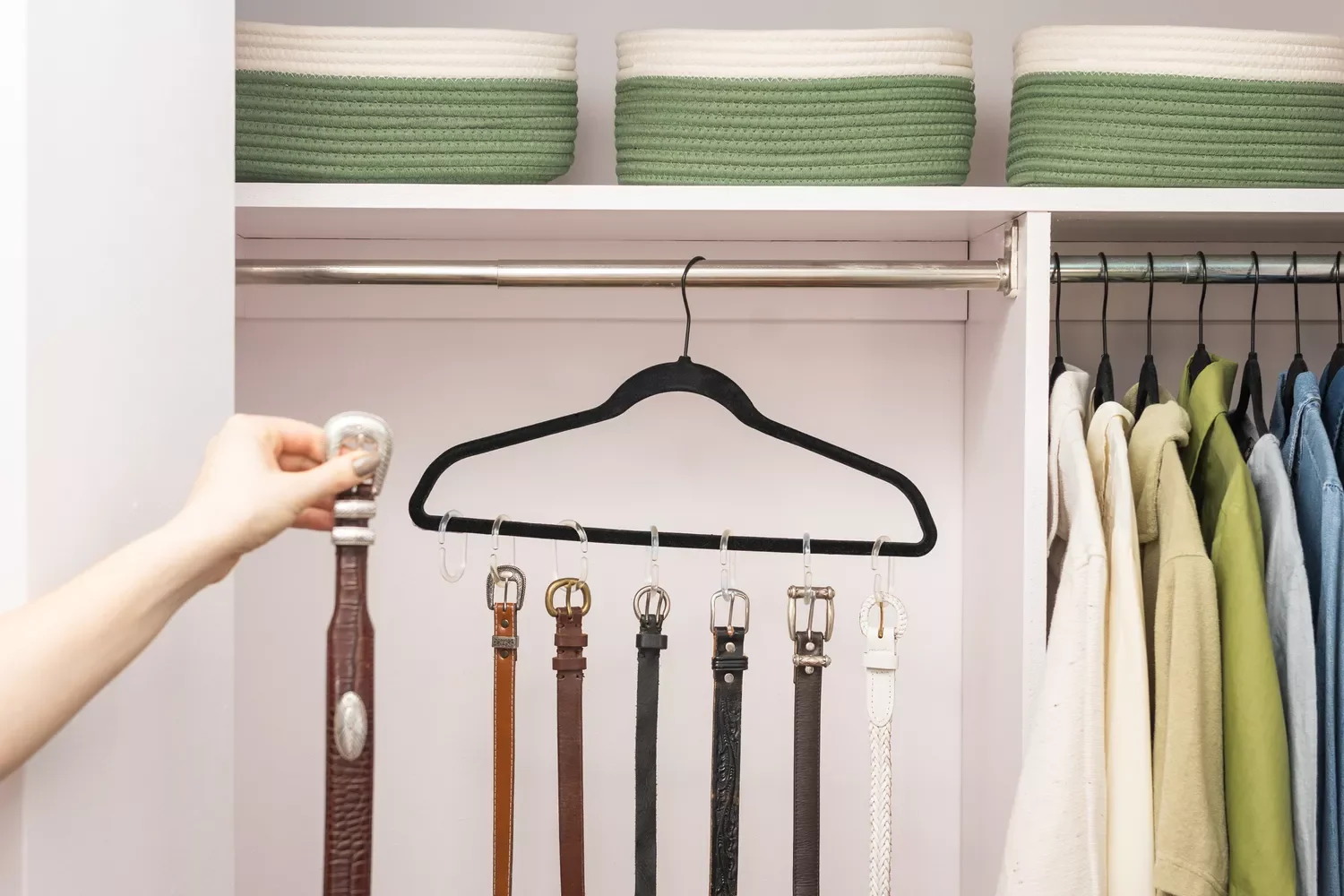 36 Brilliant Closet Organization Ideas to Transform Your Space Hang Accessories and Tank Tops