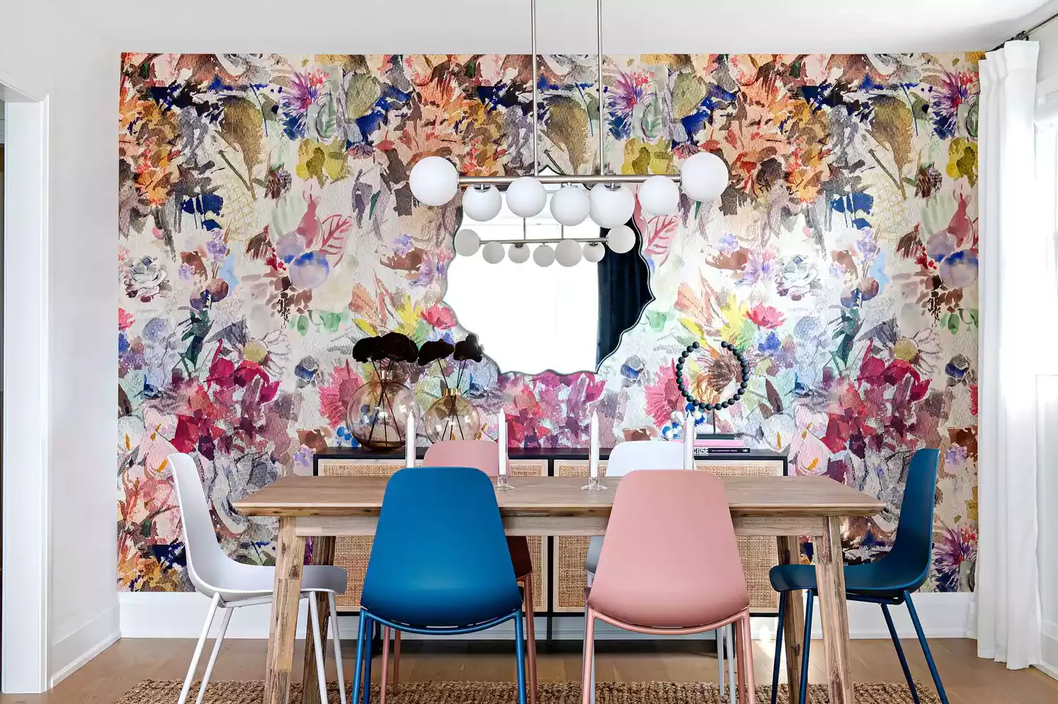 21 Stunning Dining Room Accent Wall Ideas That'll Transform Your Space Hang Bold Modern Wallpaper