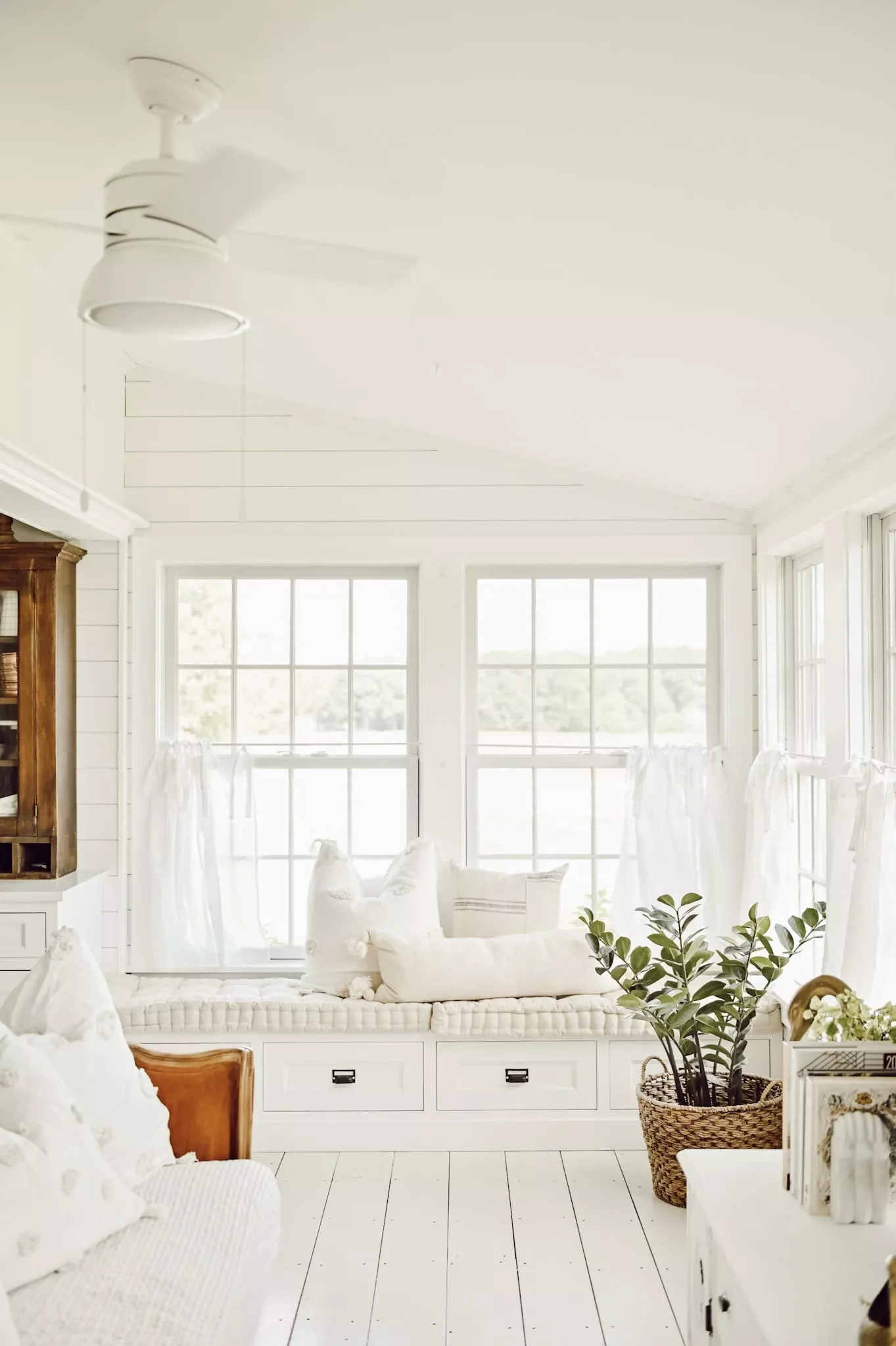 50 Stunning Sunroom Ideas That Transform Your Home Into a Light-Filled Paradise 39 Hang Cafe Curtains