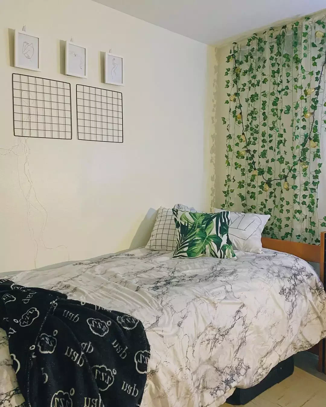 20 Creative Ways to Transform Your Dorm Room Into a Personal Haven 19 Hang Faux Vines Behind the Bed