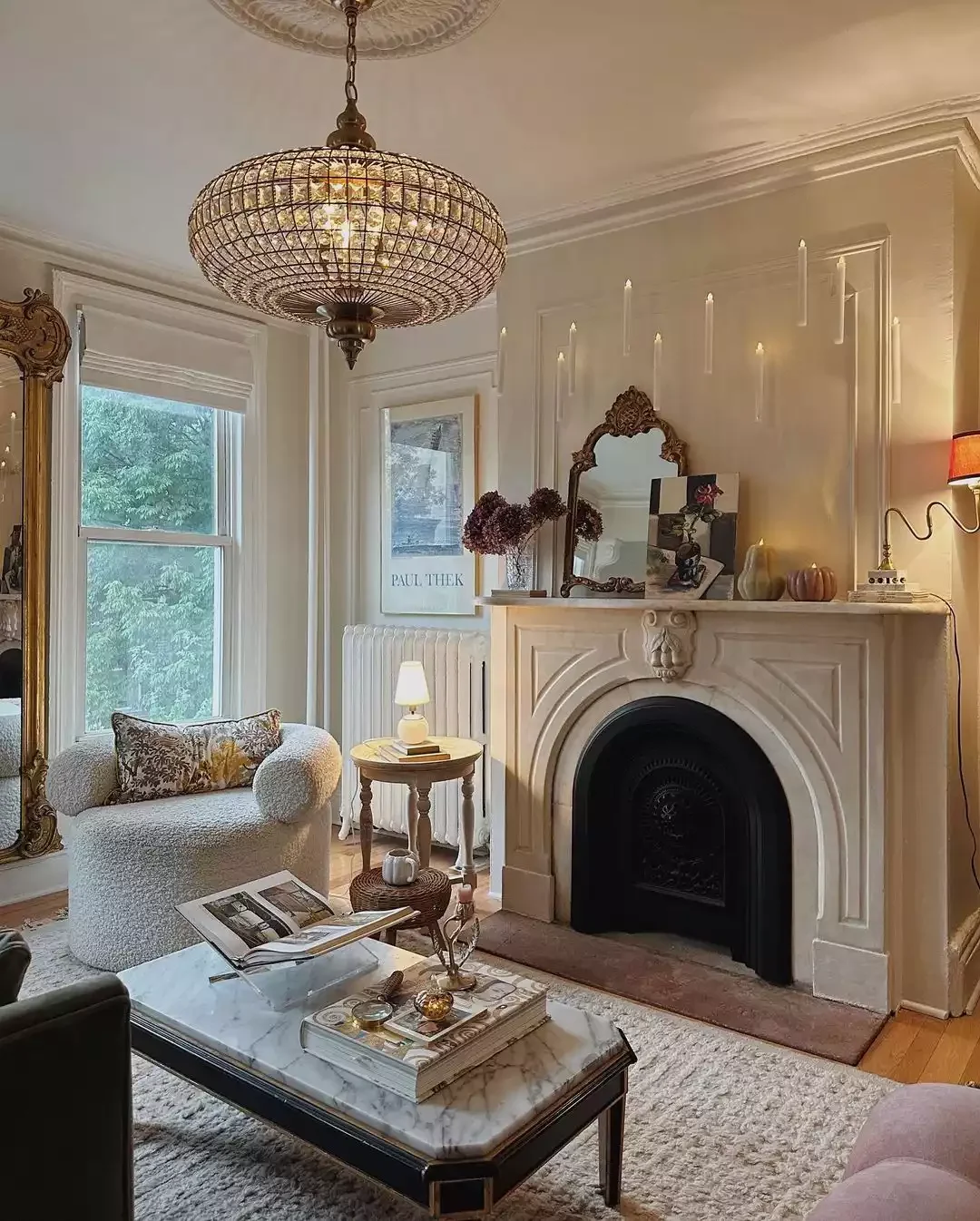 22 Cozy Fall Decorating Ideas That'll Transform Your Apartment This Season 6 Hang Floating Candles