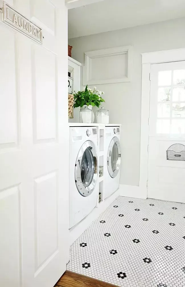 55 Small Laundry Room Ideas That Blend Style With Smart Functionality Hang Laundry Room Door Sign