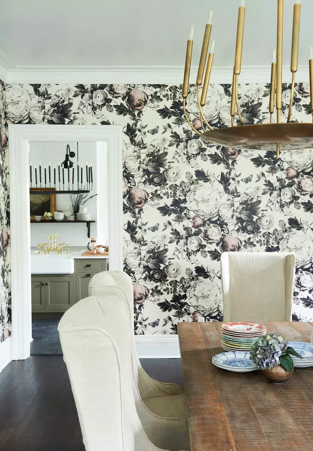 38 Creative Dining Room Wall Decor Ideas That Will Transform Your Space 2 Hang Oversized Floral Wallpaper