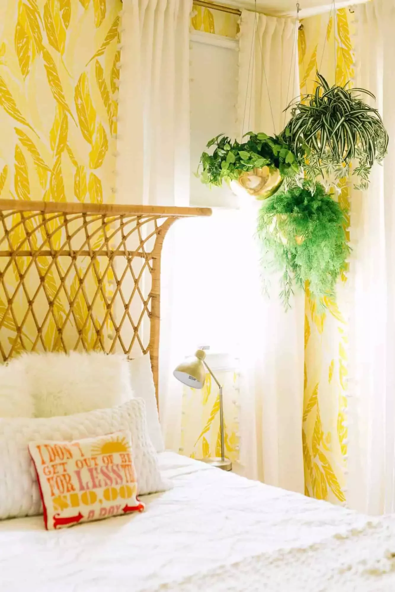 52 Clever Small Bedroom Ideas That Maximize Every Square Inch 2 Hang Some Plants