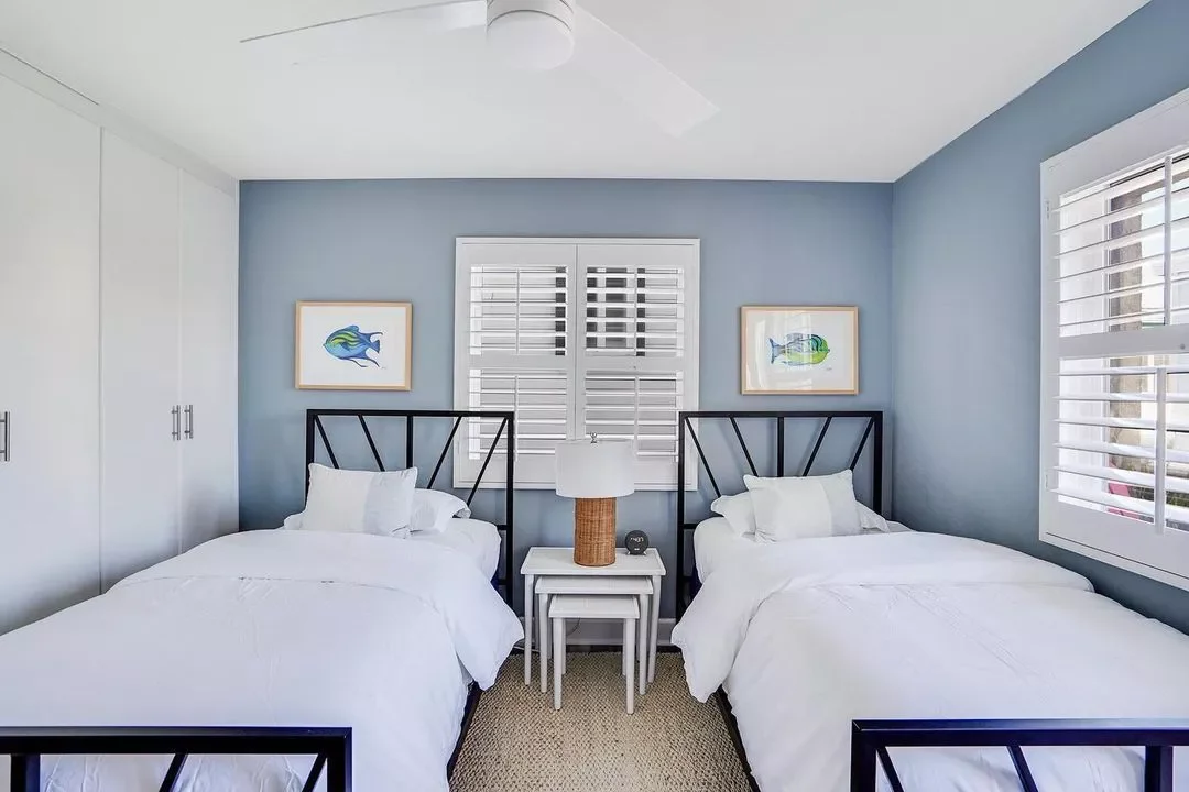 35 Stunning Beach-Inspired Bedroom Ideas That'll Transform Your Space 6 Hang Some Sweet Prints