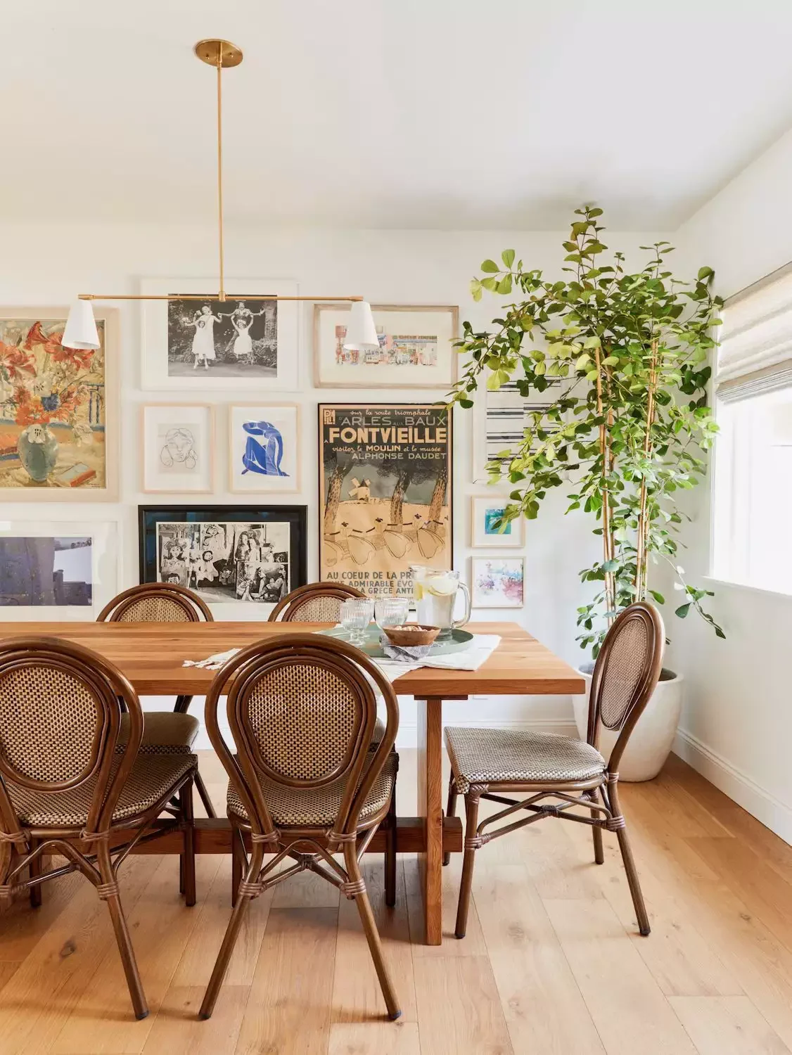 38 Creative Dining Room Wall Decor Ideas That Will Transform Your Space 35 Hang a Gallery Wall