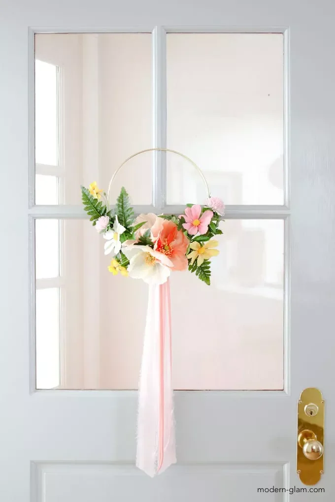 39 Stunning Front Door Decor Ideas to Welcome Every Season Hang a Hoop Wreath