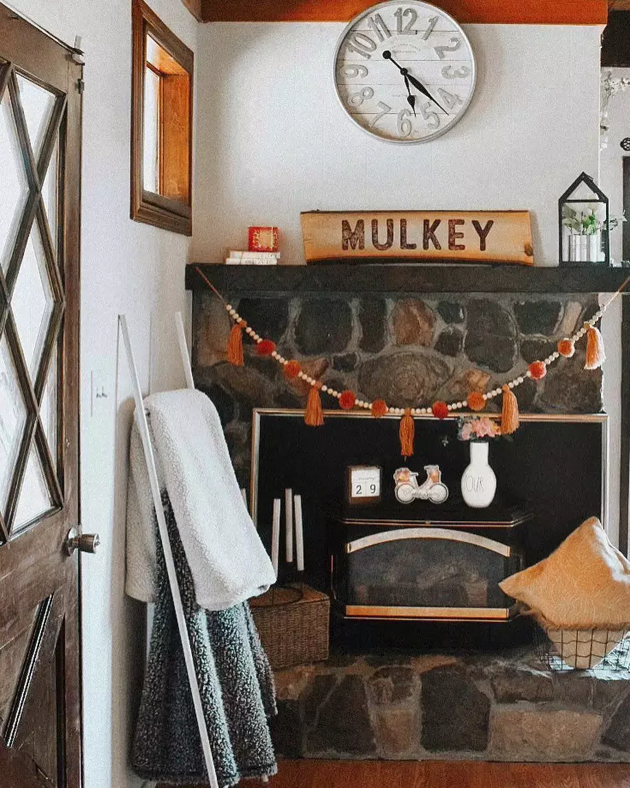 51 Creative Fireplace Mantel Decorating Ideas That Will Transform Your Living Space 20 Hang a Mantel Garland