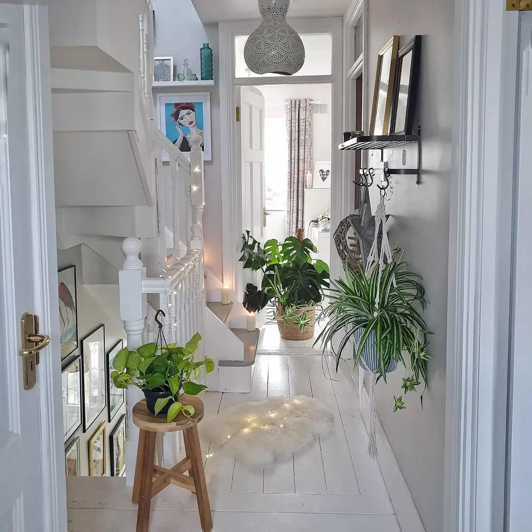 30 Smart Ways to Transform Your Narrow Hallway Into a Stylish Space 22 Hang a Picture Ledge
