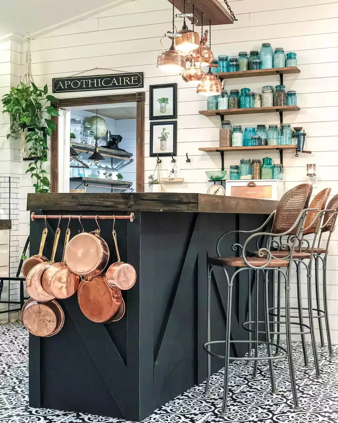 Hang a Pot Rack on the Side