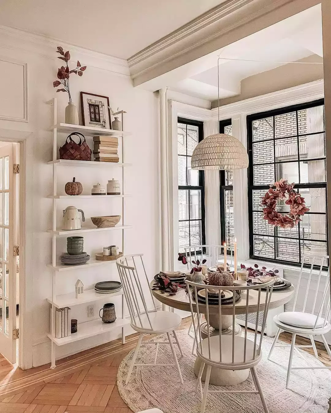 22 Cozy Fall Decorating Ideas That'll Transform Your Apartment This Season 2 Hang a Wreath Indoors