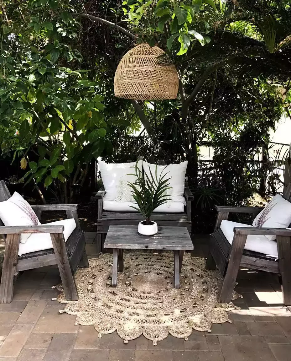 Hanging Branches