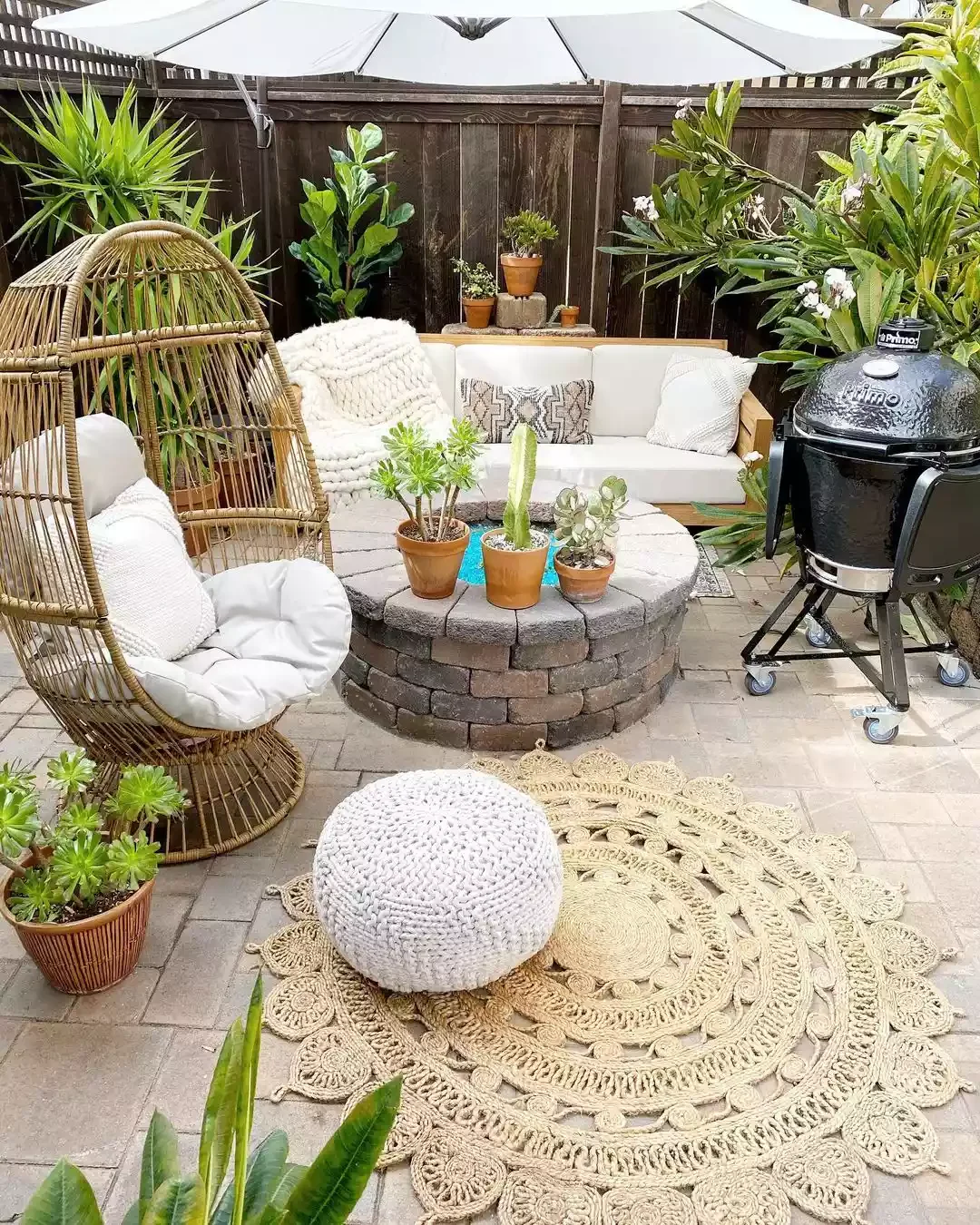 9 Creative Garden Seating Solutions That Transform Your Outdoor Space Into a Relaxing Retreat Hanging Chairs