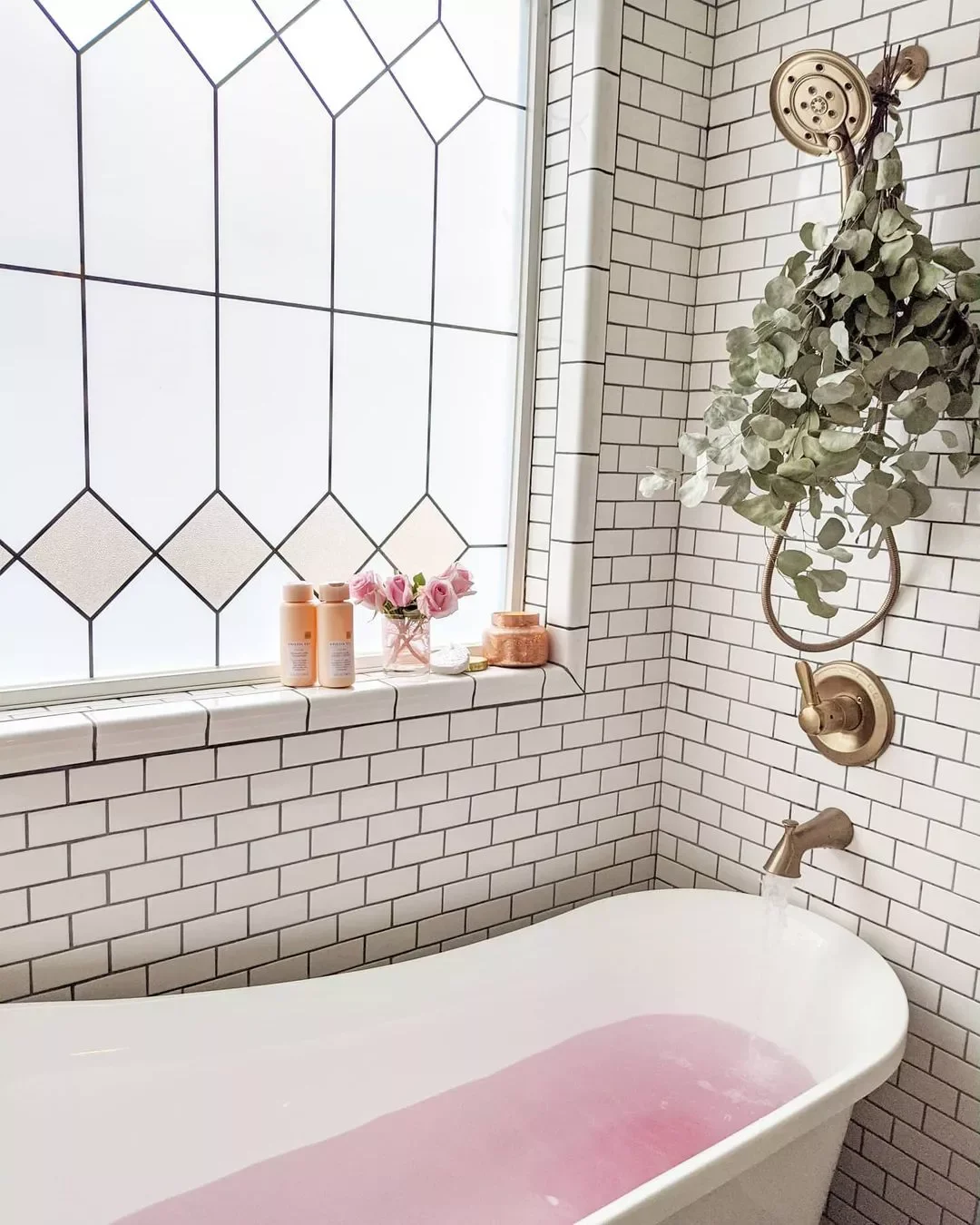 74 Amazing Bathroom Decorating Ideas That Will Transform Your Space 24 Hanging Eucalyptus in the Shower