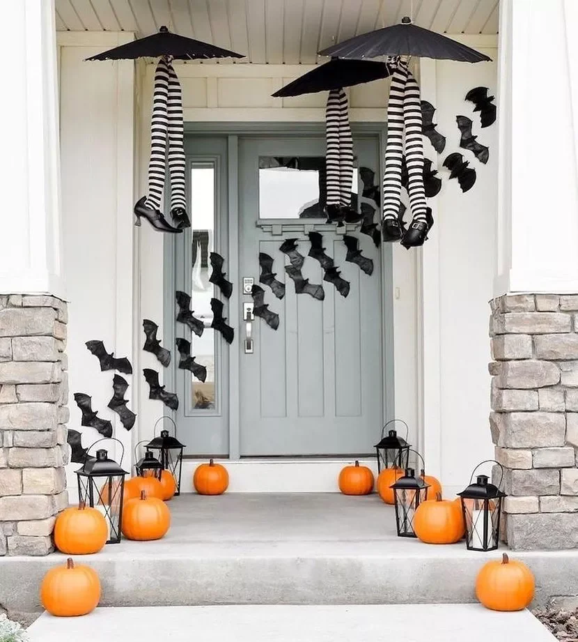 42 Quick Halloween Door Decorations You Can Create in Under an Hour 40 Hanging Witch