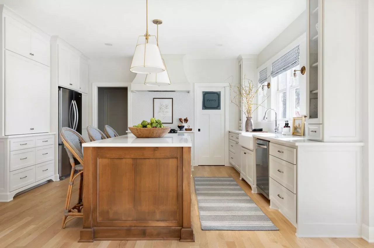 37 Timeless Traditional Kitchen Designs That Create the Perfect Cozy Home 4 Hardwood Kitchen Flooring