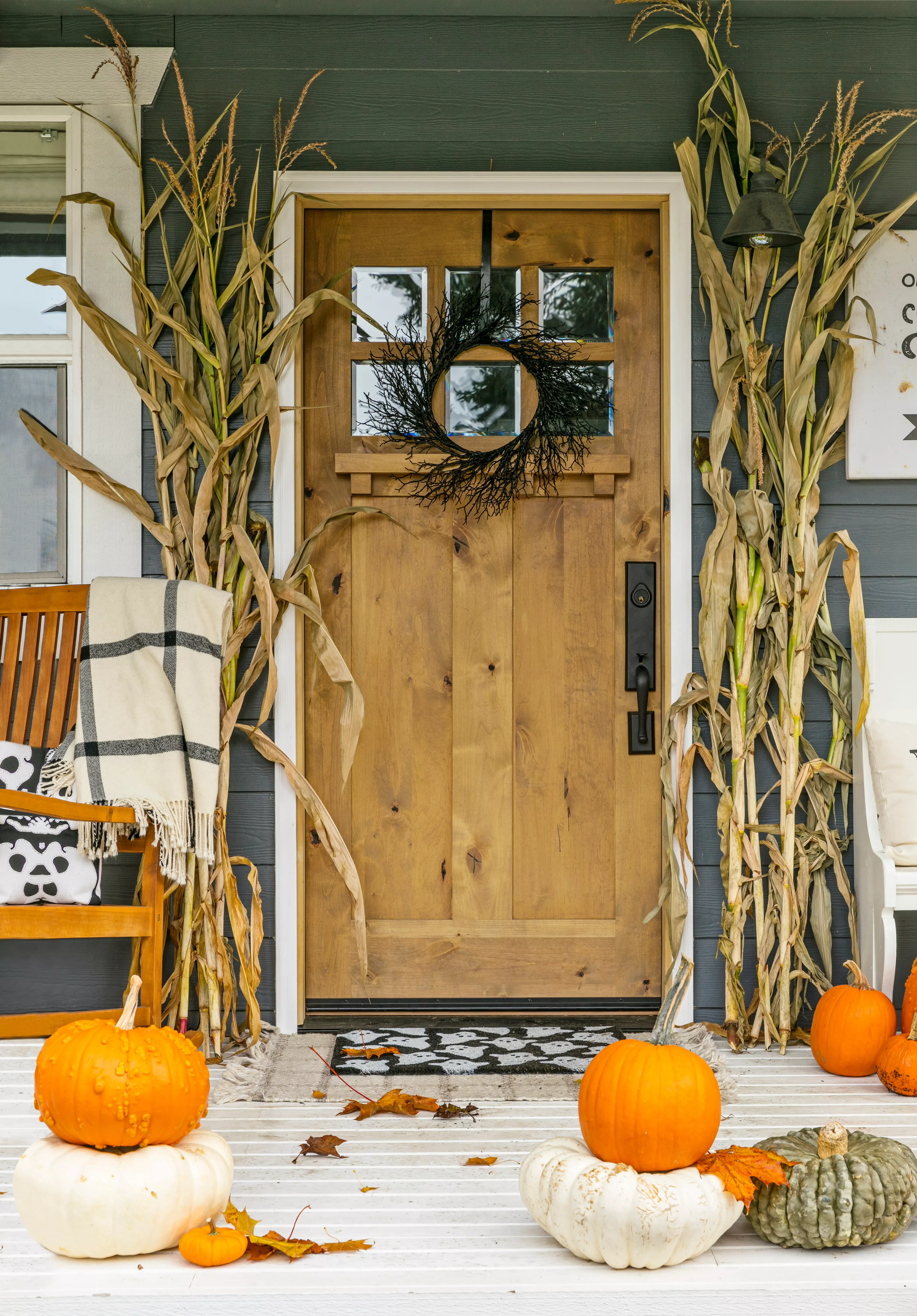 31 Spooky Halloween Front Porch Decorating Ideas for Fall 9 Harvest Porch