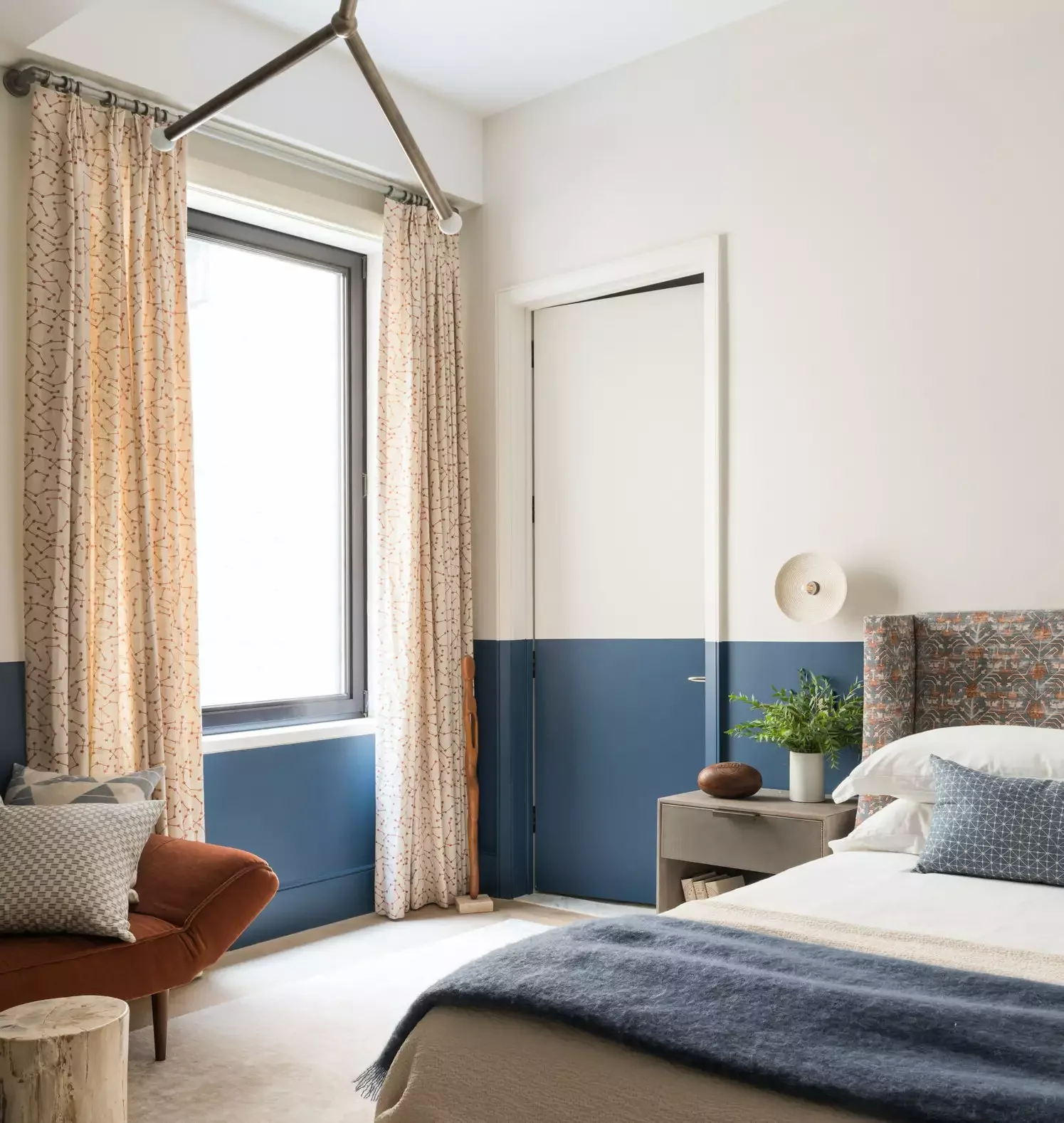 20 Beautiful Bedroom Curtain Ideas That Will Transform Your Space 4 Have Fun With Patterns