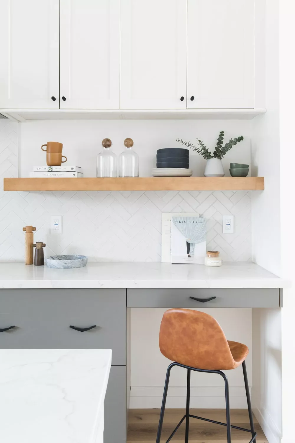 Herringbone Pattern Tile