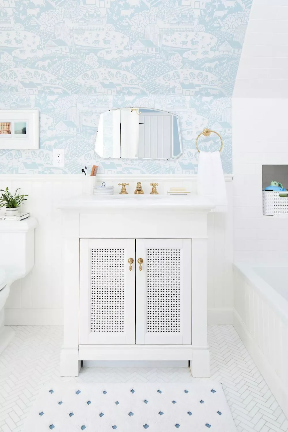 30+ Stunning Bathroom Floor Tile Ideas to Transform Your Space Herringbone Subway Tiles