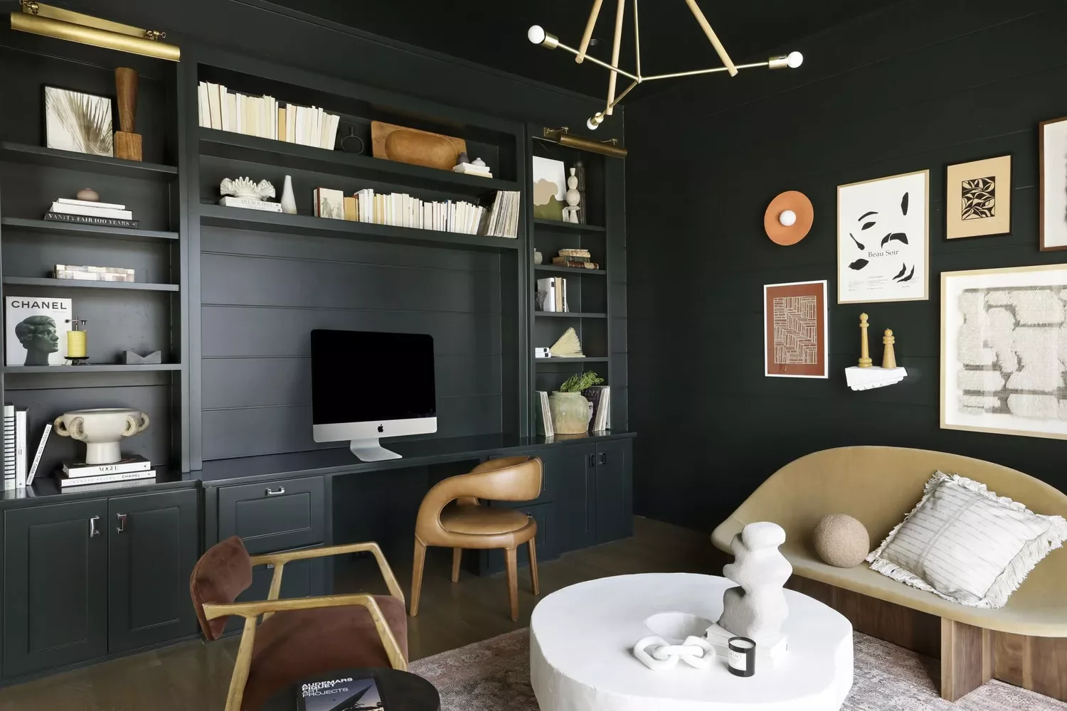 21 Brilliant Ways to Seamlessly Integrate a Workspace into Your Living Room 4 Hide in the Dark