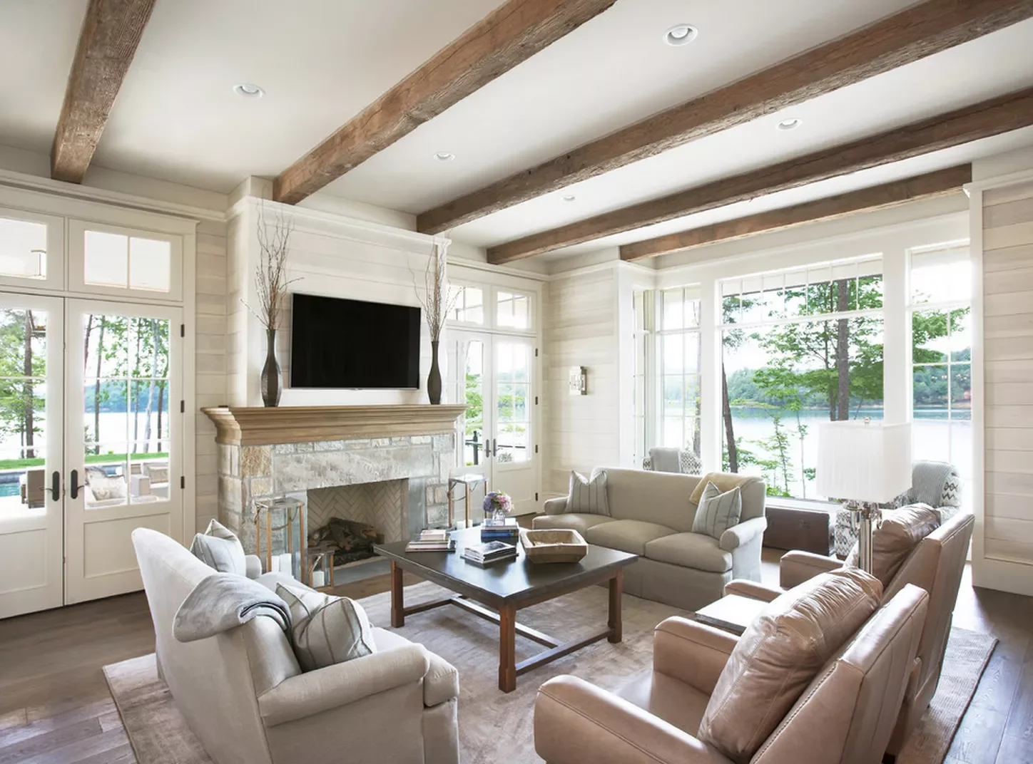 34 Classic Living Room Ideas That Never Go Out of Style Highlight Exposed Beams