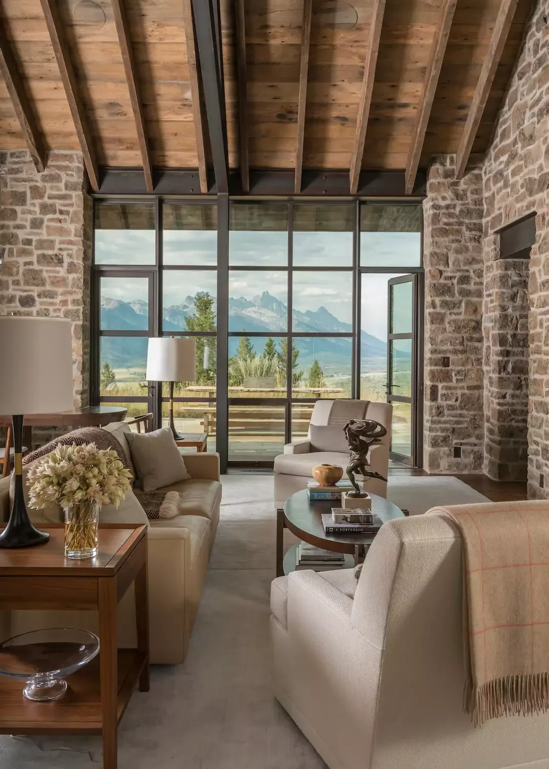45 Modern Rustic Living Room Ideas That Will Transform Your Space 11 Highlight the View