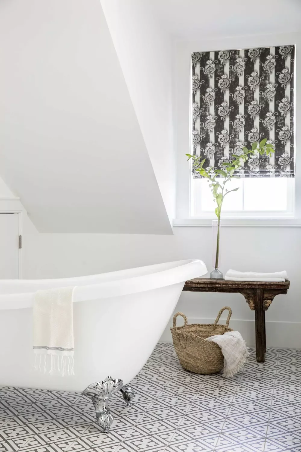 45 Sophisticated Bathroom Designs That Transform Your Home Into a Luxury Retreat 11 Historic Brownstone