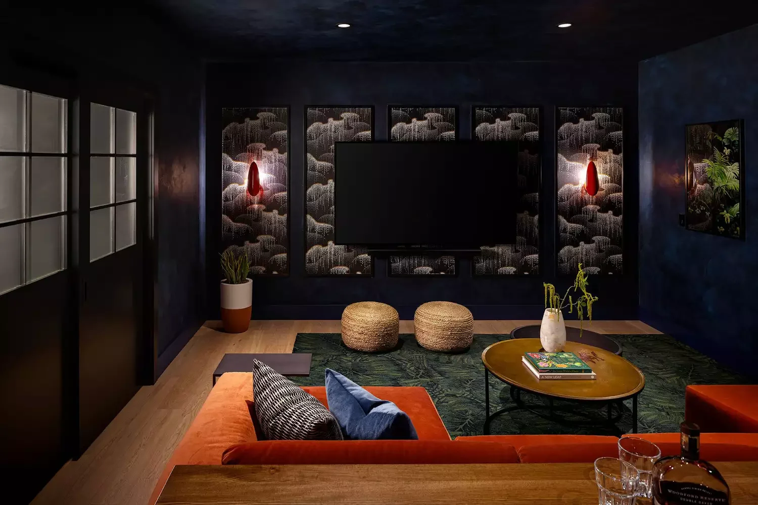 40 Brilliant Ways to Transform Your Extra Room Into Something Amazing 5 Home Theater