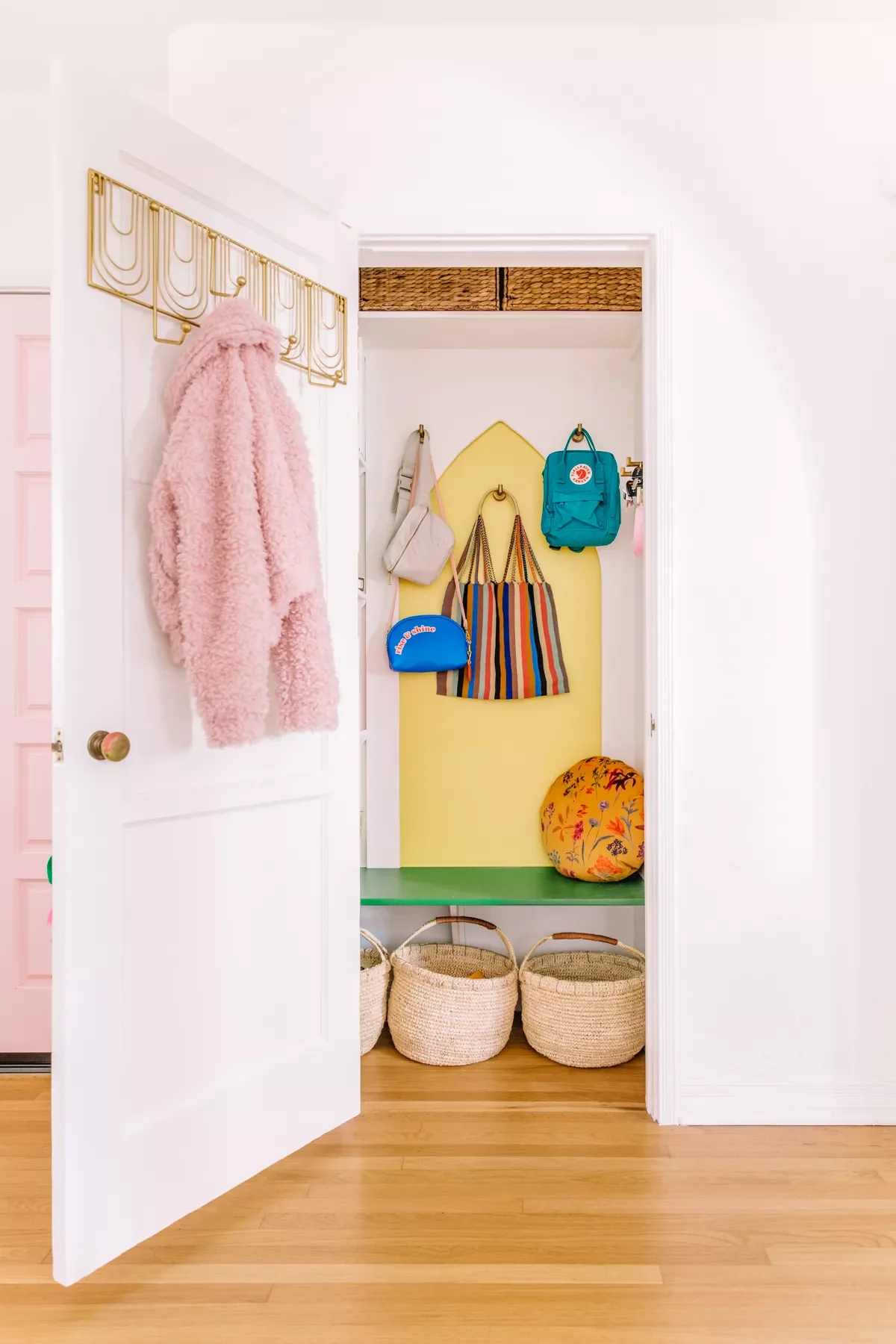 25 Smart Dorm Room Organization Ideas to Transform Your Tiny Space Hooks and Baskets