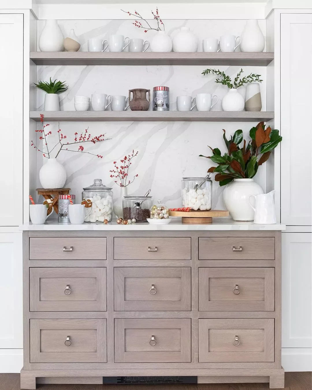 38 Christmas Kitchen Decor Ideas That Create Magic Hot Drinks Bar