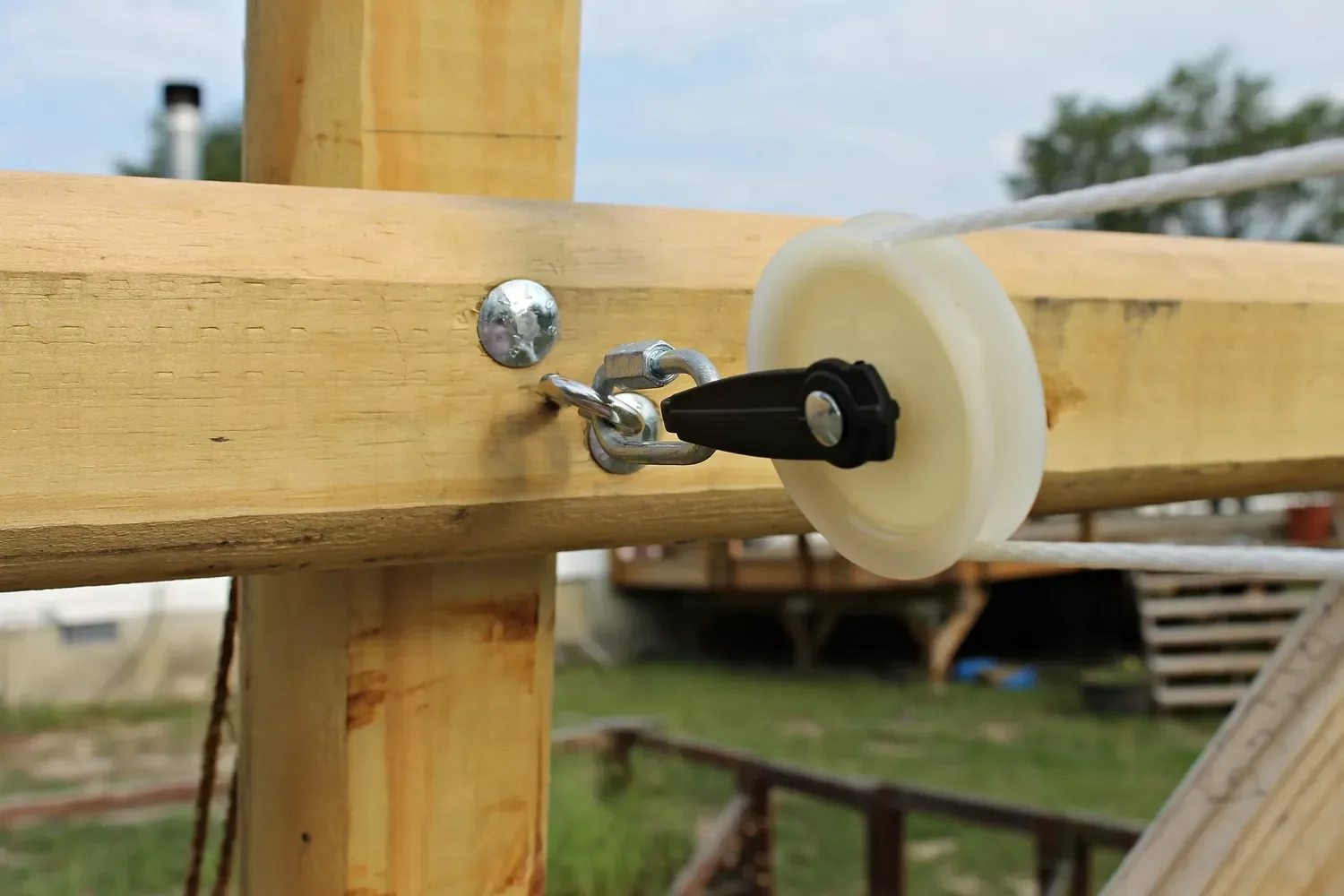 11 Creative DIY Clothesline Projects That Transform Your Home 10 How to Build a Clothesline