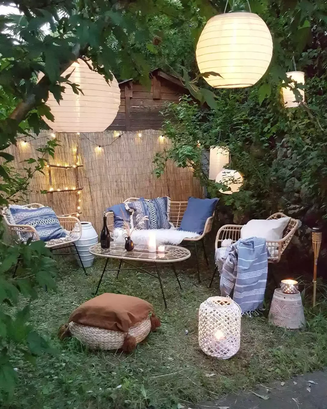 Impromptu Seating Area