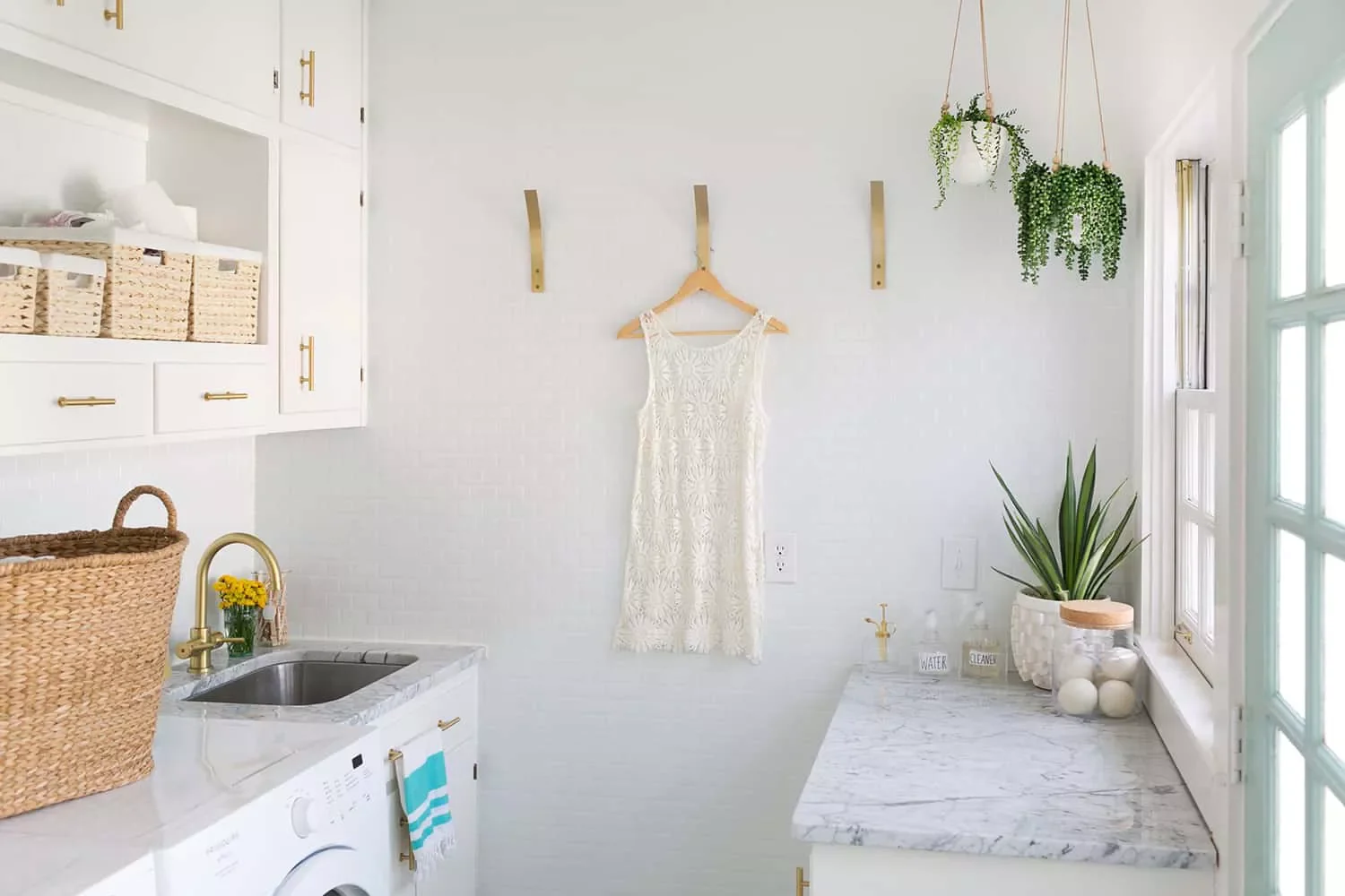 55 Small Laundry Room Ideas That Blend Style With Smart Functionality Include Laundry Room Plants