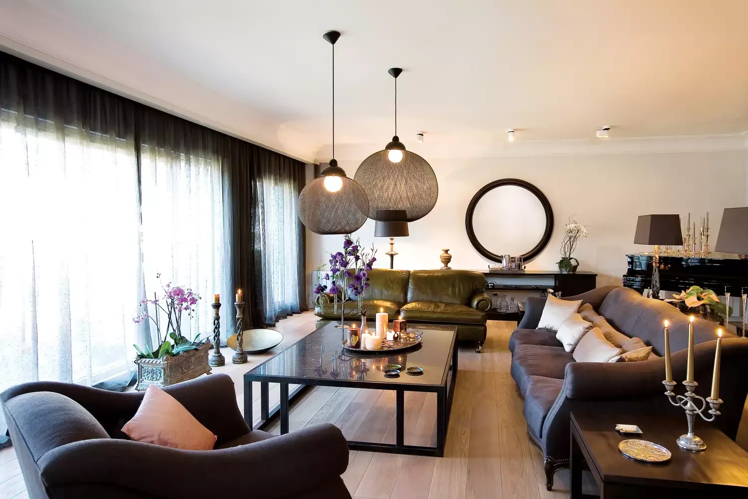 14 Brilliant Living Room Lighting Ideas That Set the Perfect Mood 9 Include Soft Candlelight