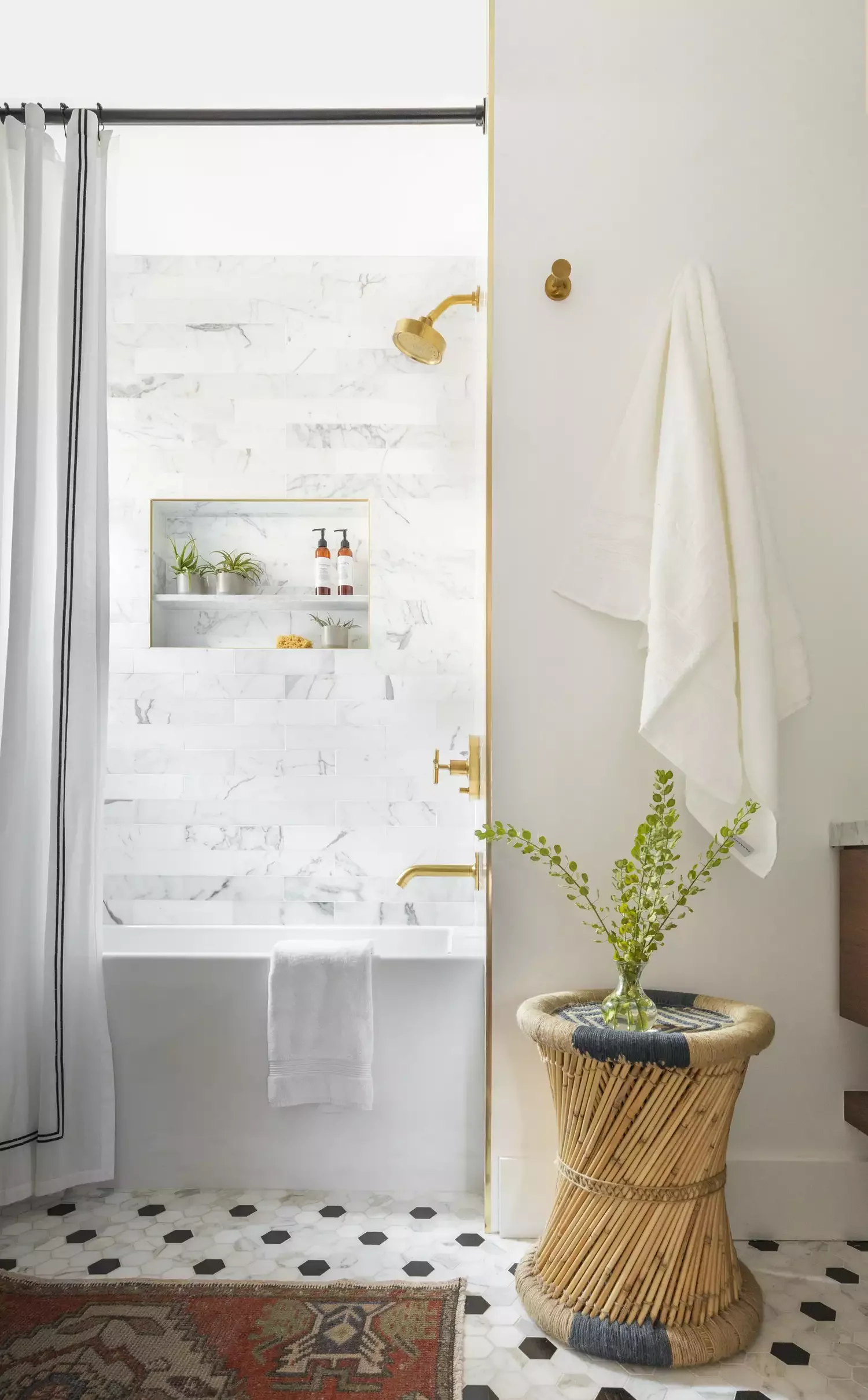 26 Beautiful Bathtub Tile Ideas That'll Transform Your Shower-Tub Into a Designer Masterpiece 8 Include a Shower Niche