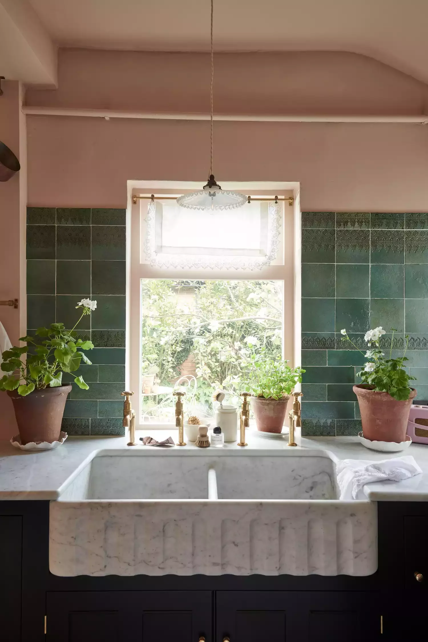 58 Creative Kitchen Decorating Ideas to Transform Your Space with Style Incorporate Cottage Style