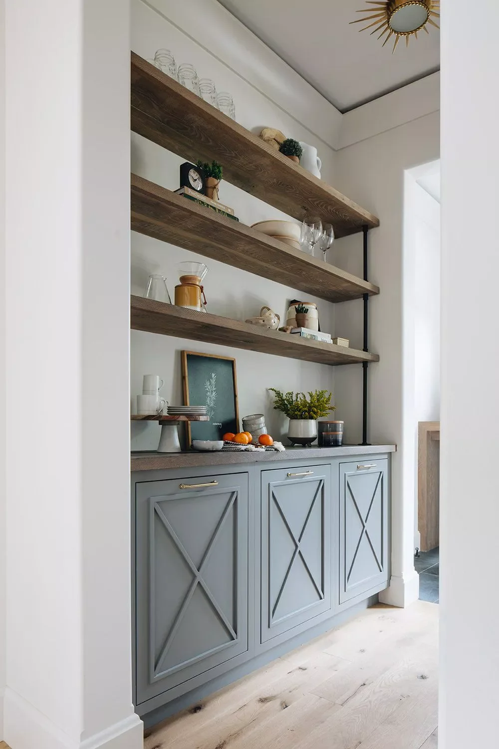 37 Brilliant Pantry Storage Solutions That Make Organization Look Effortless Incorporate Reclaimed Wood